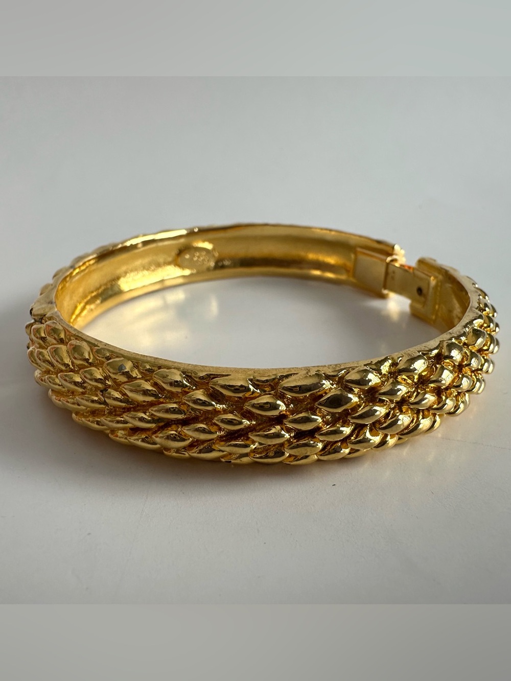 Joan Rivers Hinged Bangle Bracelet Classic Collection Textured Gold Tone Vintage